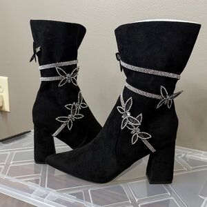 Chic Black Heeled Boots with Rhinestone Details